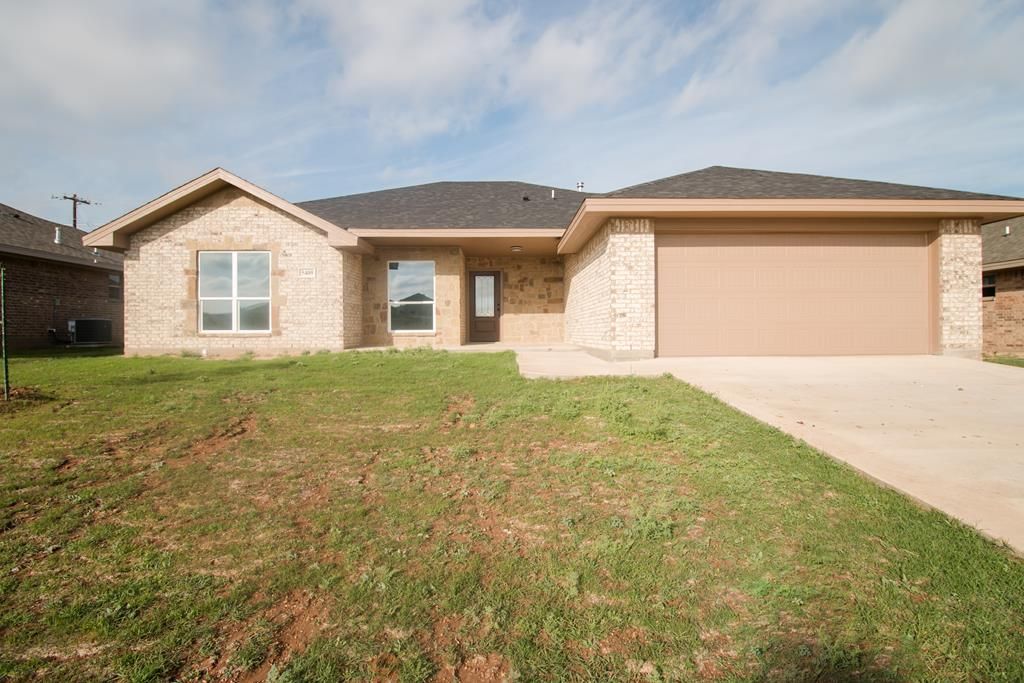 Image 1 of property listing at 5409 Coral Way, San Angelo, TX 76904