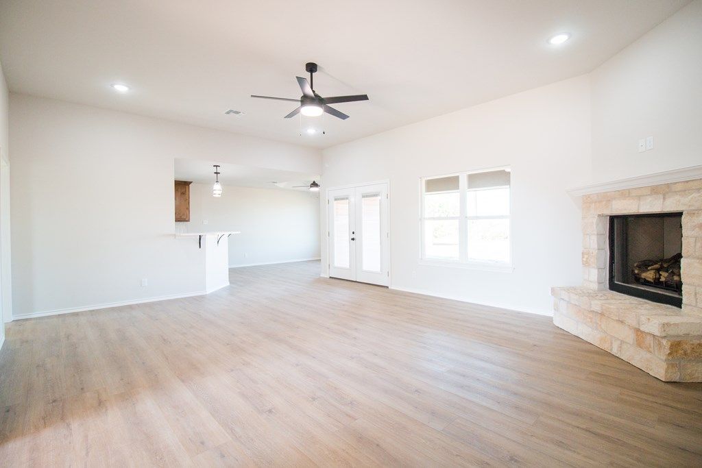 Image 4 of property listing at 5409 Coral Way, San Angelo, TX 76904