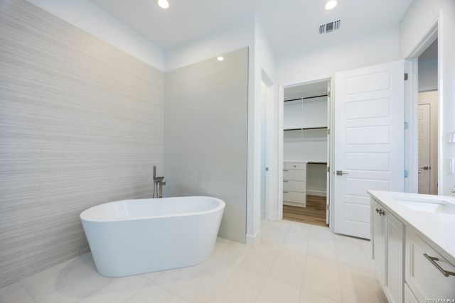 8221 OLD AUSTIN ROAD, Selma, TX 78154