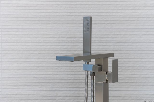 8221 OLD AUSTIN ROAD, Selma, TX 78154