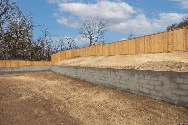 8221 OLD AUSTIN ROAD, Selma, TX 78154