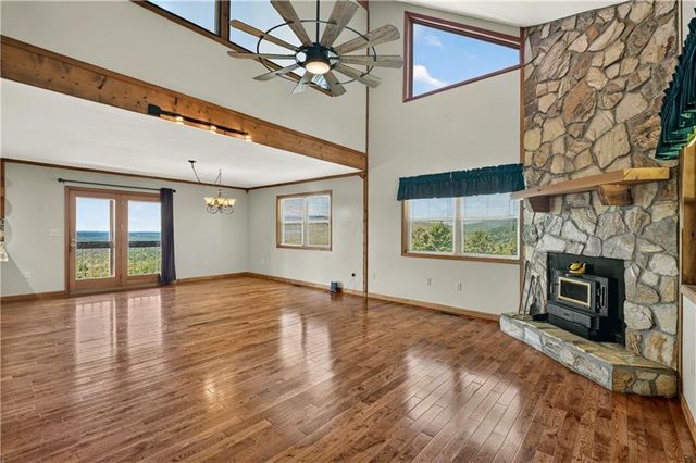 55 Beauregards Knob, Ellijay, GA 30536