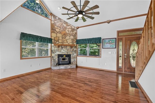 55 Beauregards Knob, Ellijay, GA 30536