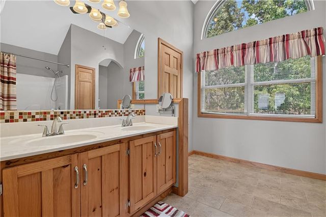 55 Beauregards Knob, Ellijay, GA 30536