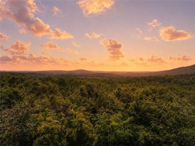55 Beauregards Knob, Ellijay, GA 30536