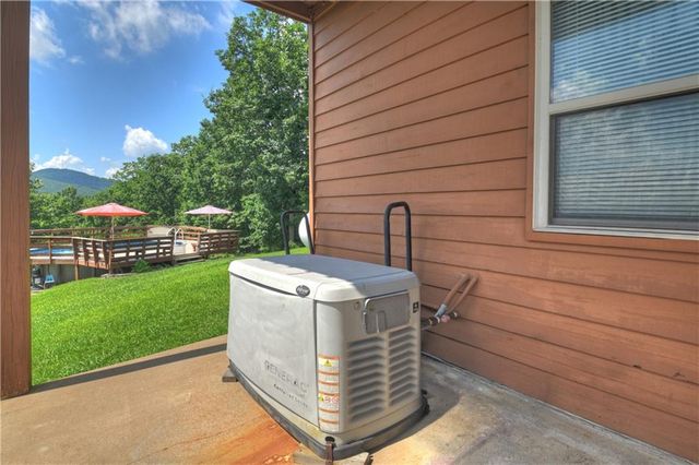 55 Beauregards Knob, Ellijay, GA 30536