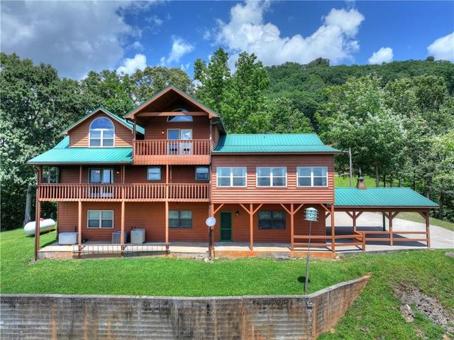 55 Beauregards Knob, Ellijay, GA 30536
