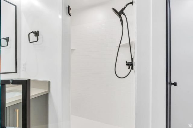 507 W 620 N, Centerville, UT 84014