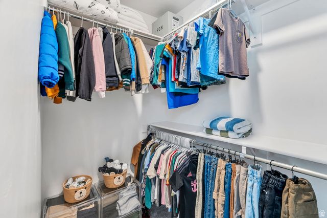 507 W 620 N, Centerville, UT 84014