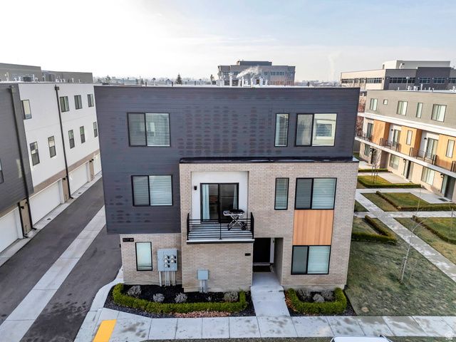 507 W 620 N, Centerville, UT 84014