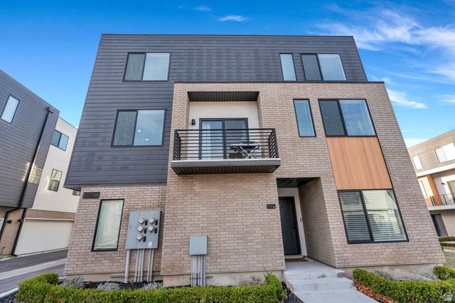 507 W 620 N, Centerville, UT 84014