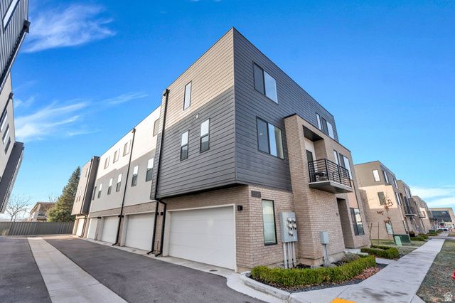 507 W 620 N, Centerville, UT 84014