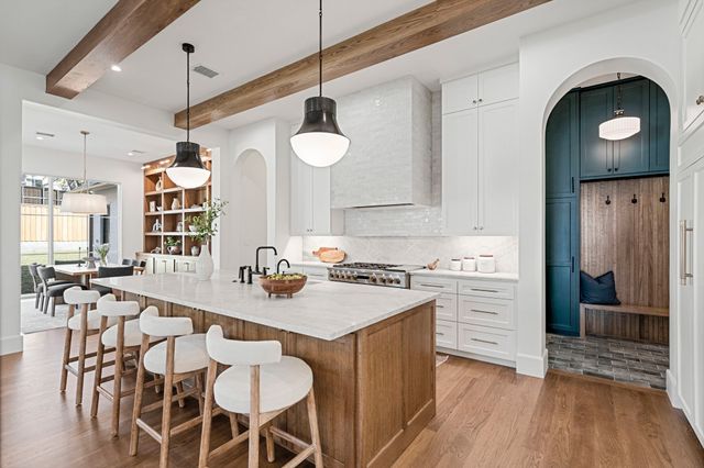 6903 La Vista Drive, Dallas, TX 75214