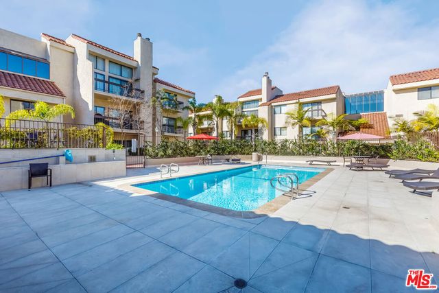 8180 Manitoba Street 304, Playa Del Rey, CA 90293