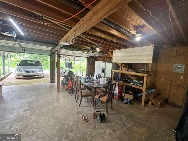 667 Paoli Road E, Carlton, GA 30627