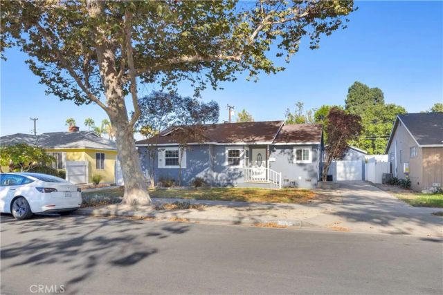 353 S Crest, Orange, CA 92868
