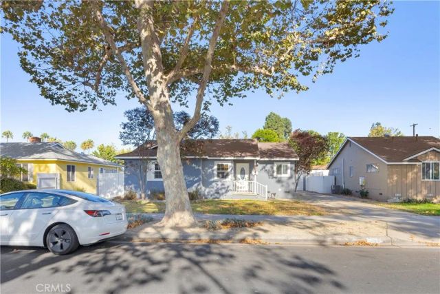 353 S Crest, Orange, CA 92868