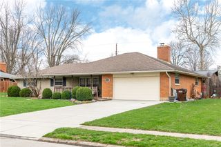 321 Grantham Drive, Englewood, OH 45322