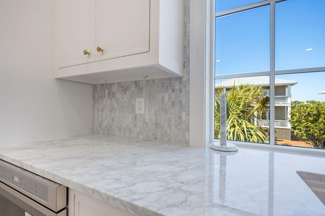 62 Woodward Drive, Santa Rosa Beach, FL 32459