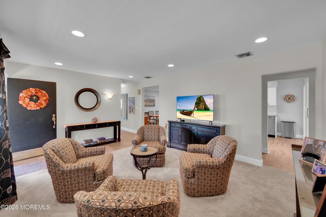 126 Beechwood Avenue, West Long Branch, NJ 07764