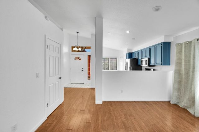 6507 Shasta Creek Way, Elk Grove, CA 95758
