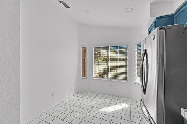 6507 Shasta Creek Way, Elk Grove, CA 95758