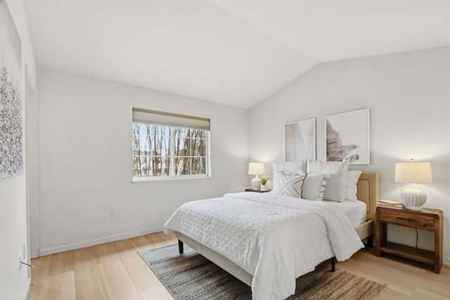 612 Arcadia Terrace 301, Sunnyvale, CA 94085