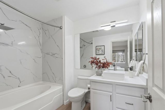 612 Arcadia Terrace 301, Sunnyvale, CA 94085