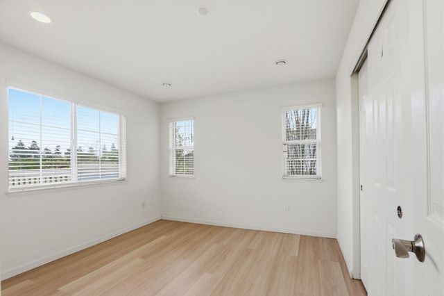 612 Arcadia Terrace 301, Sunnyvale, CA 94085