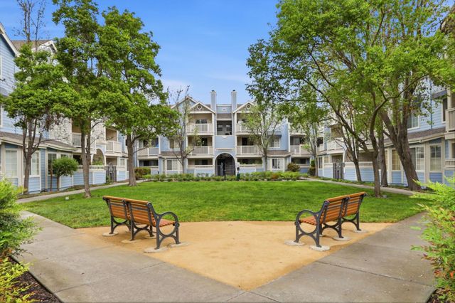 612 Arcadia Terrace 301, Sunnyvale, CA 94085