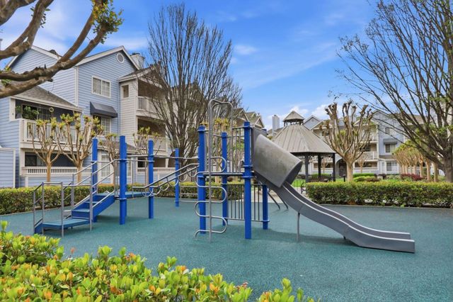 612 Arcadia Terrace 301, Sunnyvale, CA 94085