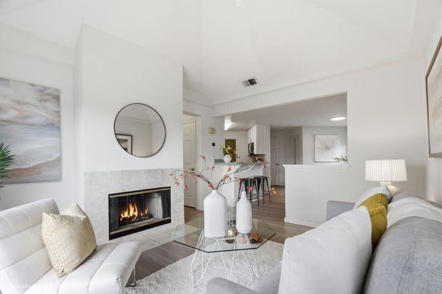 612 Arcadia Terrace 301, Sunnyvale, CA 94085