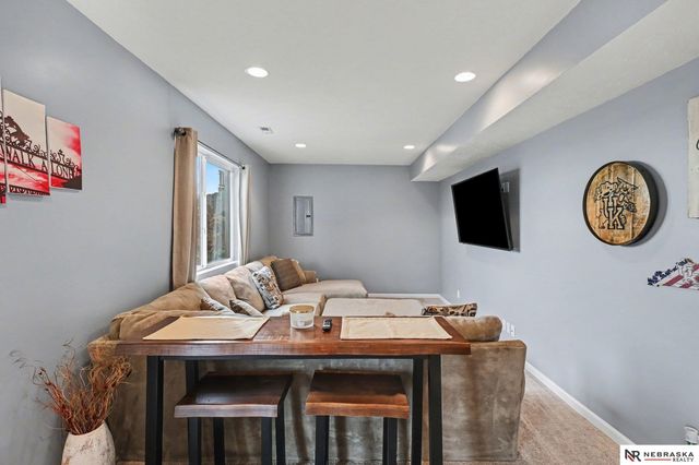 6611 N 149th Avenue, Omaha, NE 68116