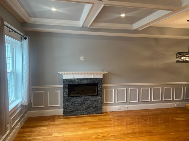 10 S Mason St 6, Salem, MA 01970