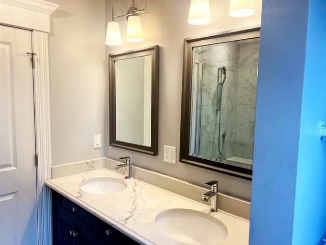 10 S Mason St 6, Salem, MA 01970