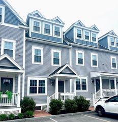 10 S Mason St 6, Salem, MA 01970
