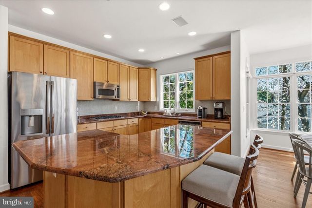 7119 COVENTRY RD, Alexandria, VA 22306