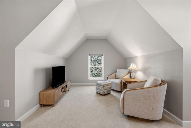 7119 COVENTRY RD, Alexandria, VA 22306