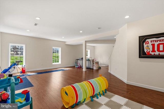 7119 COVENTRY RD, Alexandria, VA 22306