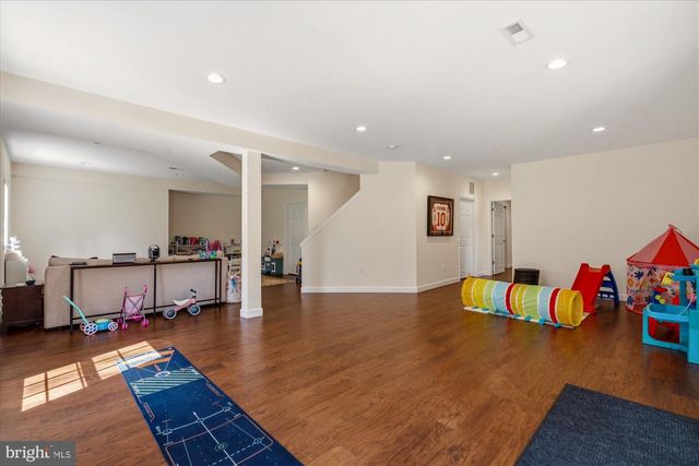 7119 COVENTRY RD, Alexandria, VA 22306