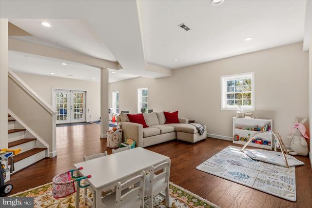 7119 COVENTRY RD, Alexandria, VA 22306