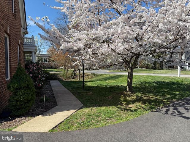 7119 COVENTRY RD, Alexandria, VA 22306