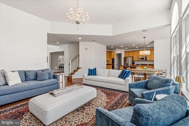 7119 COVENTRY RD, Alexandria, VA 22306