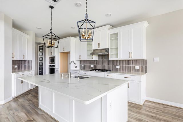 9219 Joe Louis Drive, Baytown, TX 77523