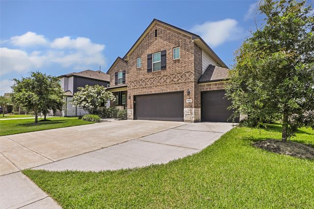 9219 Joe Louis Drive, Baytown, TX 77523