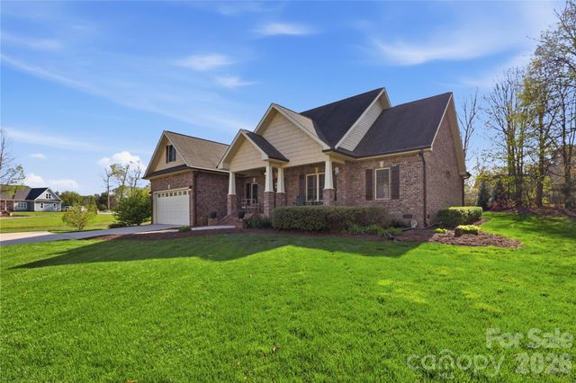 112 Houpe Ridge Lane, Statesville, NC 28625
