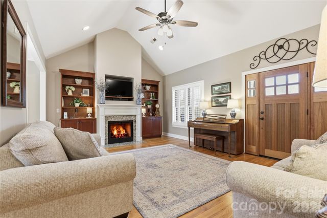 112 Houpe Ridge Lane, Statesville, NC 28625