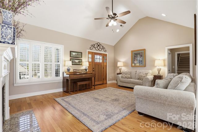 112 Houpe Ridge Lane, Statesville, NC 28625