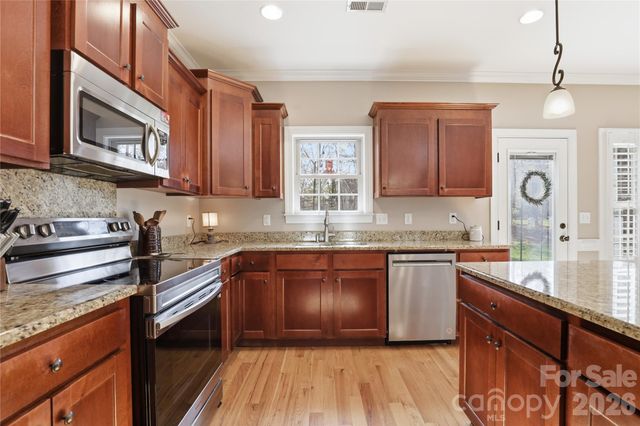 112 Houpe Ridge Lane, Statesville, NC 28625