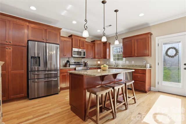 112 Houpe Ridge Lane, Statesville, NC 28625